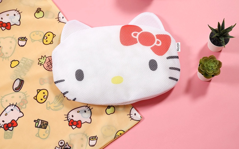 momo購物「Hello Kitty」集點加價購 萬用洗衣收納袋(2入組)