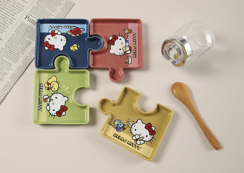 momo購物「Hello Kitty」集點加價購 點滴回憶拼圖盤(綠/黃/紅/藍)