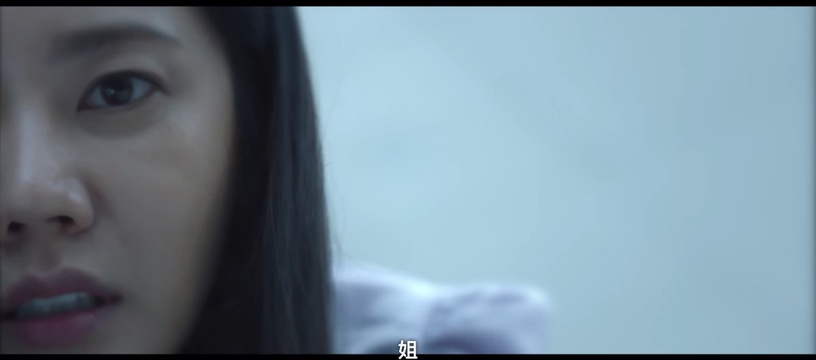 《小女子》構圖解析!朴載相在自己槍下毀滅、半臉營造神秘感,「這幕」早暗示她不簡單