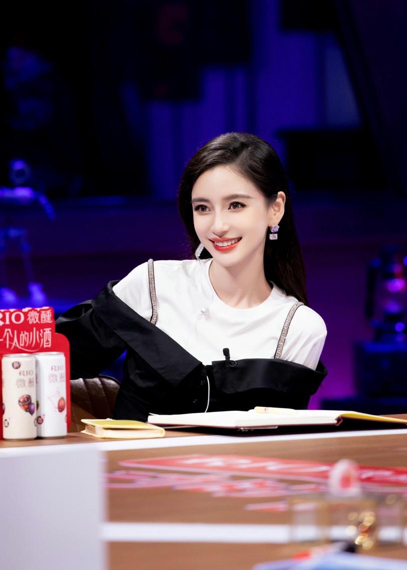 陸劇女星「微博粉絲數」Top10!熱巴超越唐嫣,趙麗穎9000萬粉,楊冪粉絲數竟有1.12億