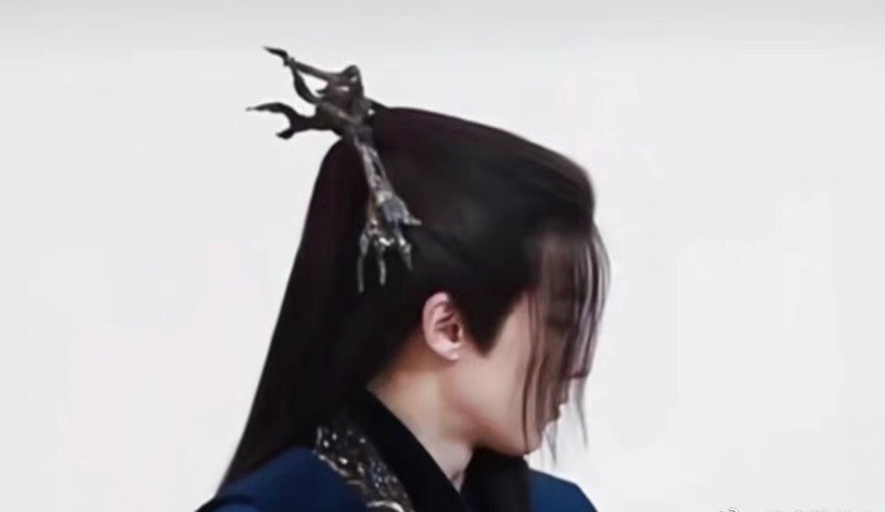 陸劇「最初定妝」造型!《蒼蘭訣》王鶴棣《陳情令》肖戰原本沒那麼帥?《甄嬛》也調過