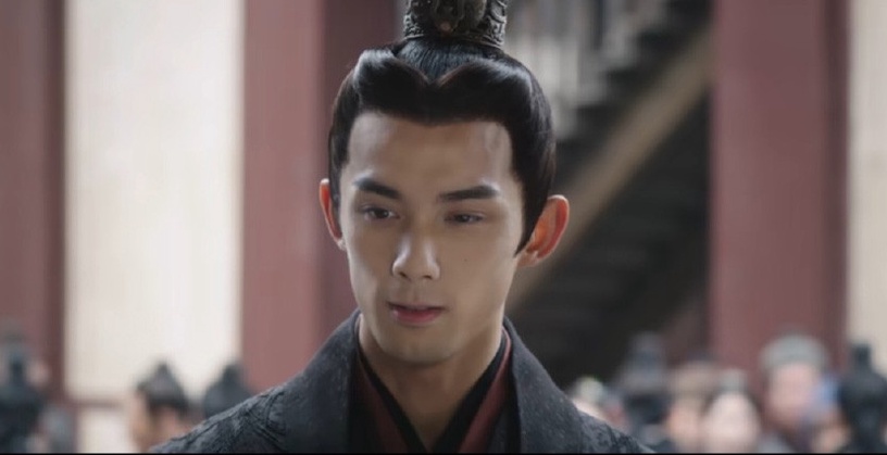 陸劇男星「暴瘦對比」!《追光者》羅雲熙臉比吳倩還小,吳磊臉頰都沒肉,張若昀更誇張