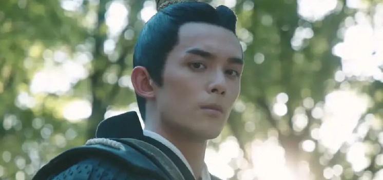 陸劇男星「暴瘦對比」!《追光者》羅雲熙臉比吳倩還小,吳磊臉頰都沒肉,張若昀更誇張