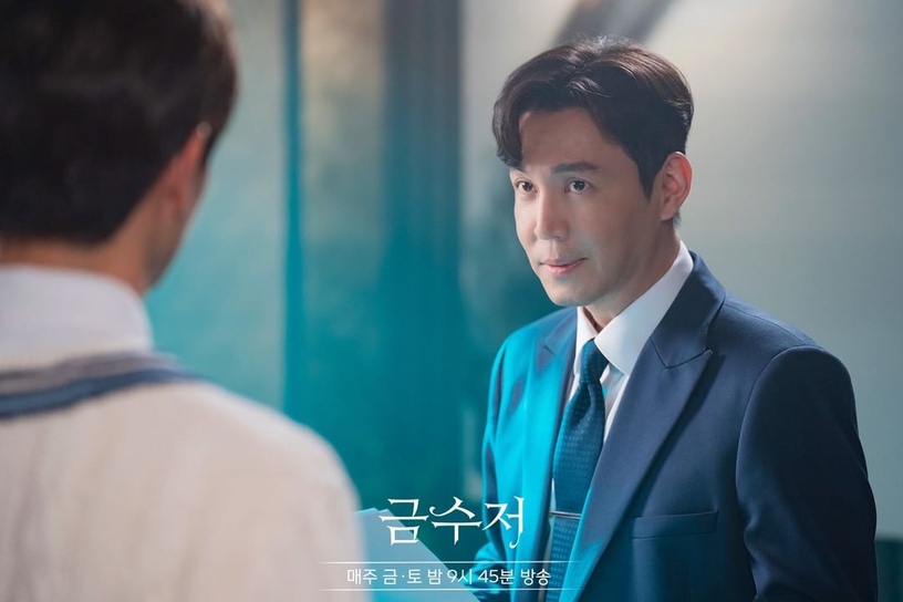 《人生勝利組》初版「劇情設定」!原本「金湯匙」能用無數次?爸爸們也用過金湯匙?