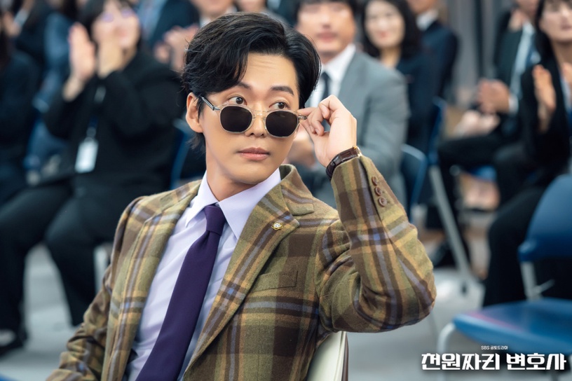 熱播韓劇話題度TOP10!《王后傘下》話題度狂飆,南宮珉《千元律師》竟不是第一!
