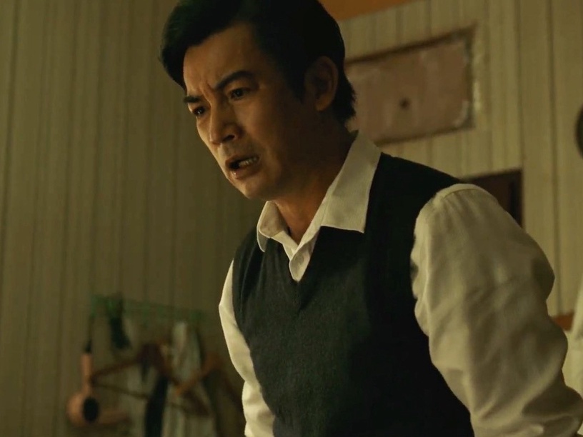 Netflix《她和她的她》角色介紹:伊正 飾演 林晨曦父親-林友晟