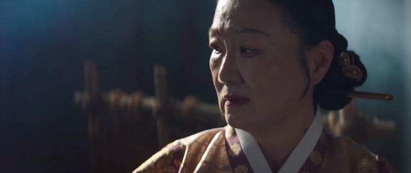 《王后傘下》鏡頭解析!「染血的鳥」象徵世子病重,「這圖」隱喻啓晟大君真面目,太絕
