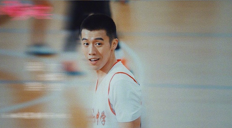 陸劇7個「校園霸王」!《點燃我溫暖你》陳飛宇酷跩&王鶴棣霸道深情,吳磊有望搭沈月?