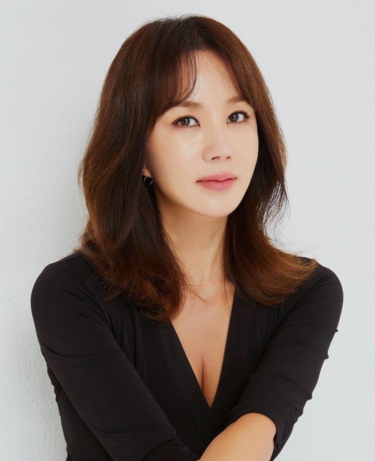 JTBC「2023待播」韓劇!俊昊&潤娥《King The Land》未播先火,《都奉順》續集要來了!