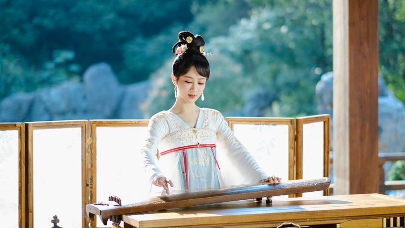 9位陸劇女星「最新古裝造型」!趙麗穎貴氣,白鹿紅衣夢回《周生如故》,吳謹言像仙女