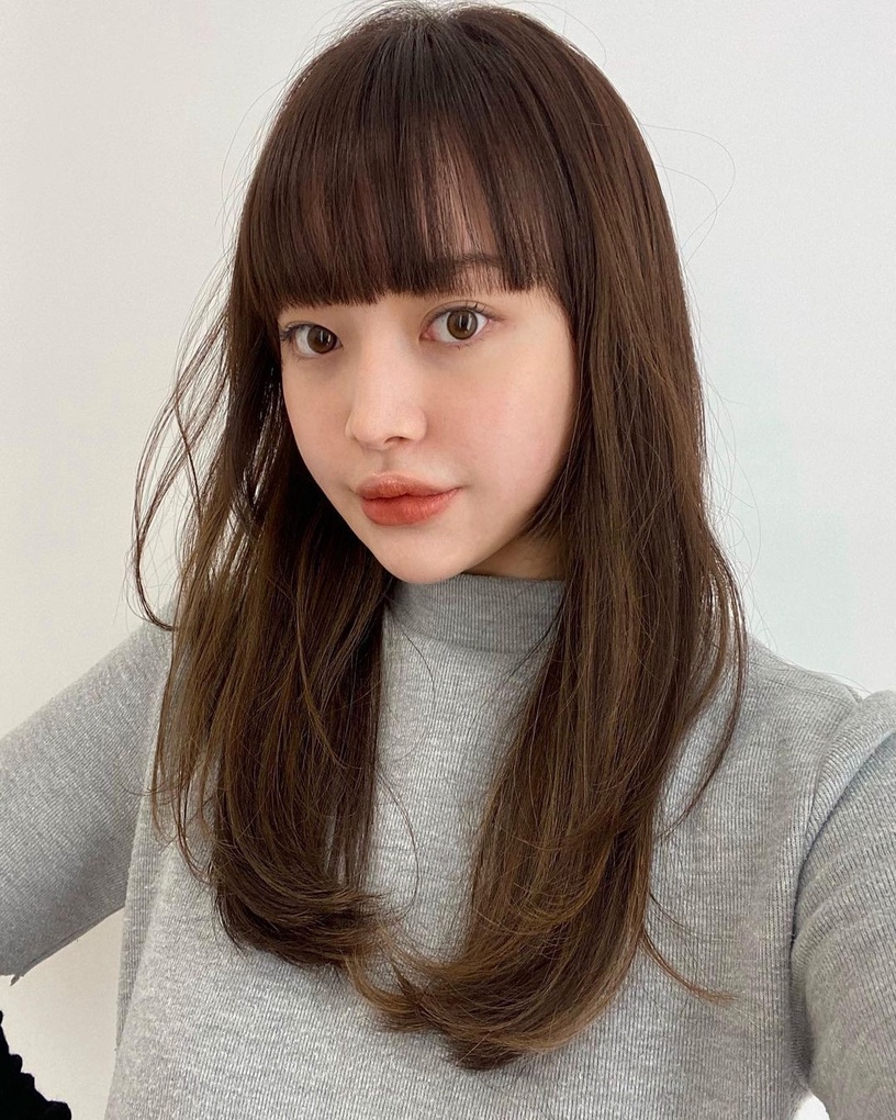 2023春夏日韓髮型趨勢!法式燙唯美浪漫、空氣剪顯臉小,韓星都在剪的短瀏海超顯嫩