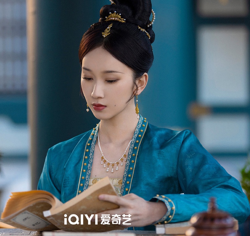 網議「大改卻好看」小說改編古裝劇!《卿卿日常》小說超黑暗,《蒼蘭訣》原著月尊超渣
