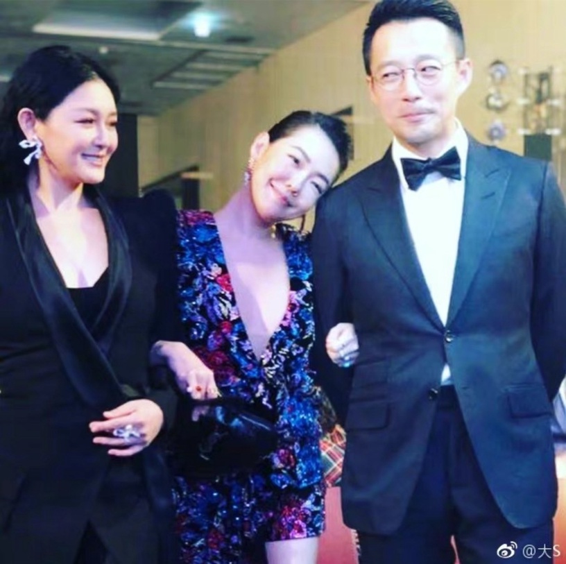 汪小菲大S開戰!汪小菲具俊曄6大對比,汪小菲頻爆出軌,具俊曄等她20年,這次真選對了
