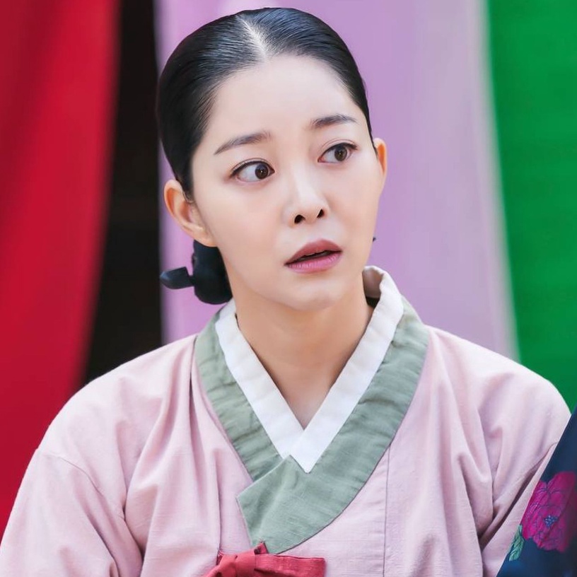 《王后傘下》嬪妃演員介紹!淑媛是《黑話律師》市長夫人,清荷演過《海岸村恰恰恰》?