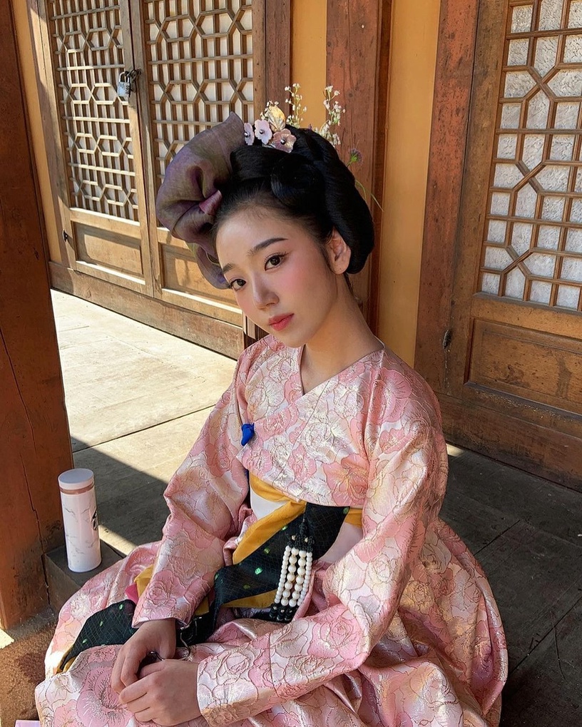《王后傘下》「妓生初月」全惠媛6個秘密!舞蹈專業出身,《那年我們》單戀志雄!