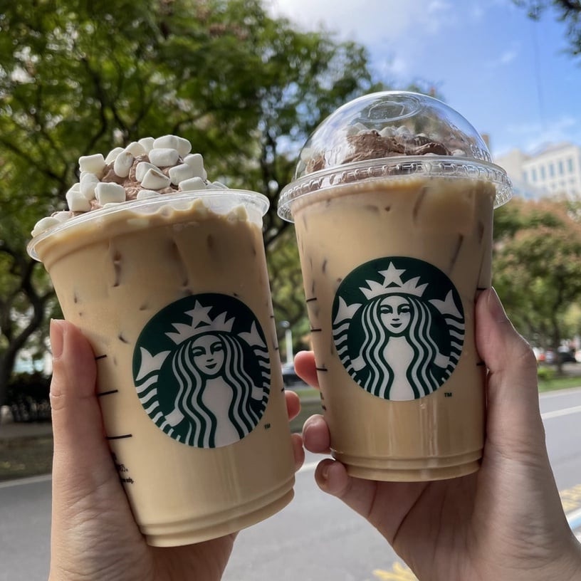 星巴克買一送一!星巴克限定「鹹焦糖風味咖啡茶那堤」限時販售一個月,再享第二杯半價