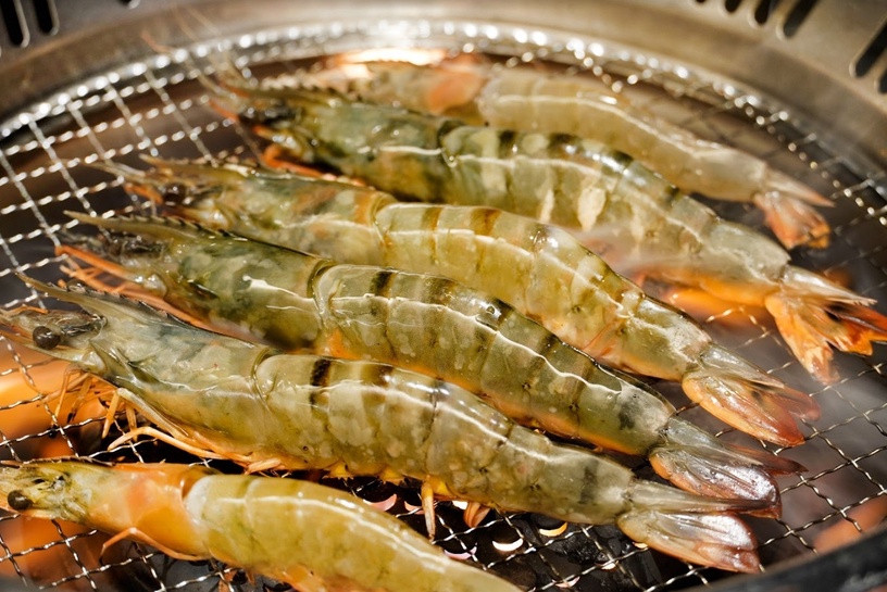 哞哞屋和牛燒肉「12月壽星生日優惠」:壽星享巨大海虎蝦吃到飽