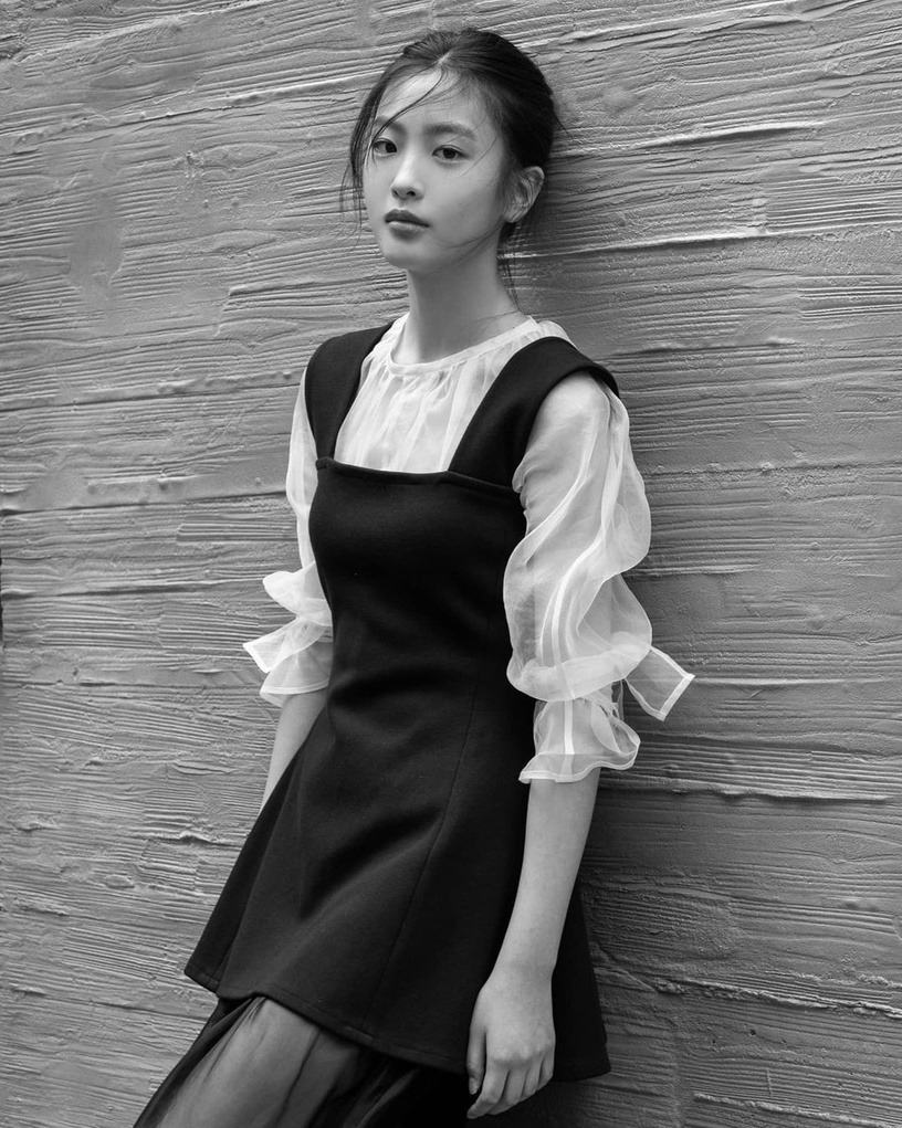 8位「隱藏版」長腿女星!《王后傘下》「清荷」竟是168cm長腿美女,金憓秀申鉉彬都超高