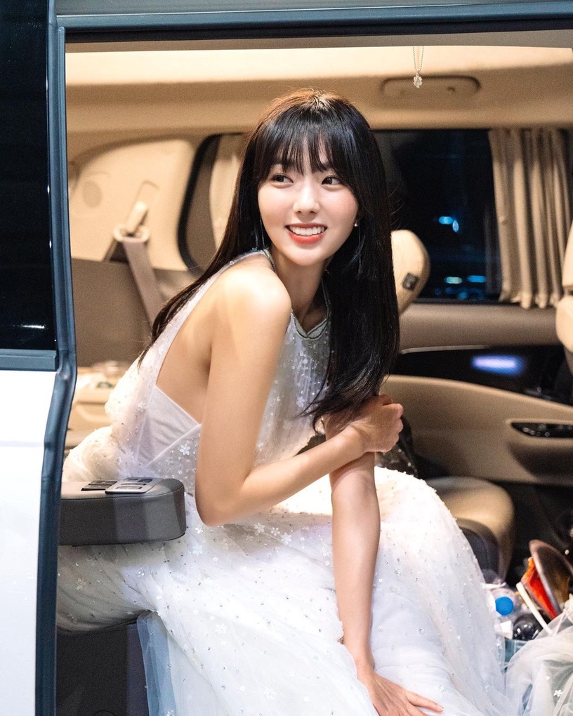 8位「隱藏版」長腿女星!《王后傘下》「清荷」竟是168cm長腿美女,金憓秀申鉉彬都超高