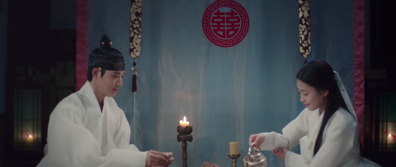 《王后傘下》成枏大君&清荷感情細節!「太陽」象徵成枏大君動心,兩次「圓房」有對比