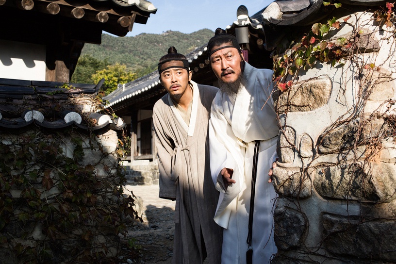 《王后傘下》金憓秀合作的隱藏男神!曾搭過李鍾碩、朴寶劍,竟能叫趙寅成「親愛的」?