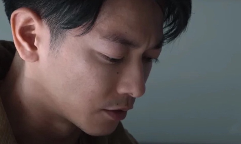 《First Love初戀》恆美的愛情代表了多數女孩,自欺欺人的最後終究輸給「命中註定」!