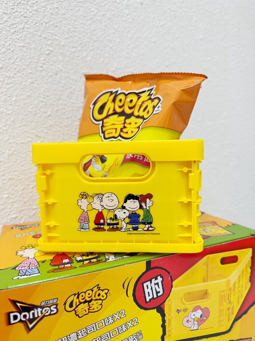 史努比現身全家!全家開賣「史努比零食禮盒」,超萌史努比與夥伴變摺疊收納籃!