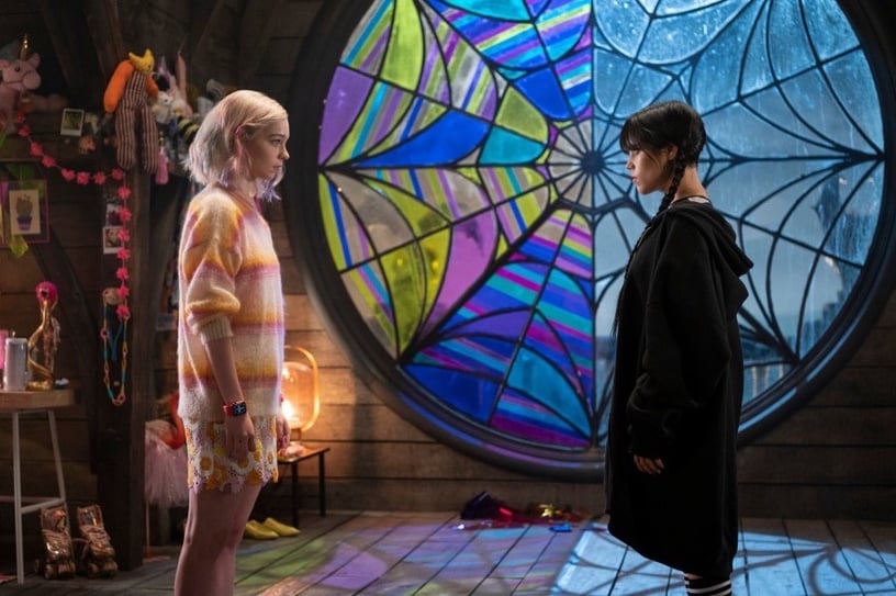 「無法解讀你的情緒不是我的錯」,Netflix美劇《星期三》10個清醒人生觀!