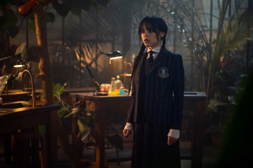 Netflix 美劇《星期三》15句黑白語錄:「我不相信天堂或地獄,但我信奉復仇。」