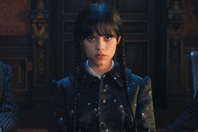 Netflix 美劇《星期三》15句黑白語錄:「我不相信天堂或地獄,但我信奉復仇。」