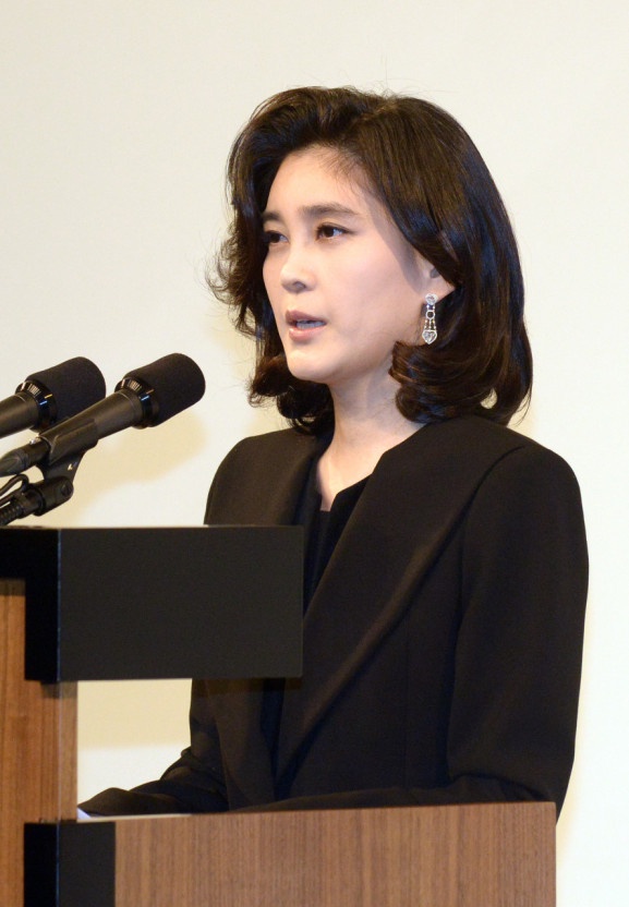 三星集團比《財閥家的小兒子》更狗血!三星李秉喆兩兒子出賣他,他狠到把兒子關進病院