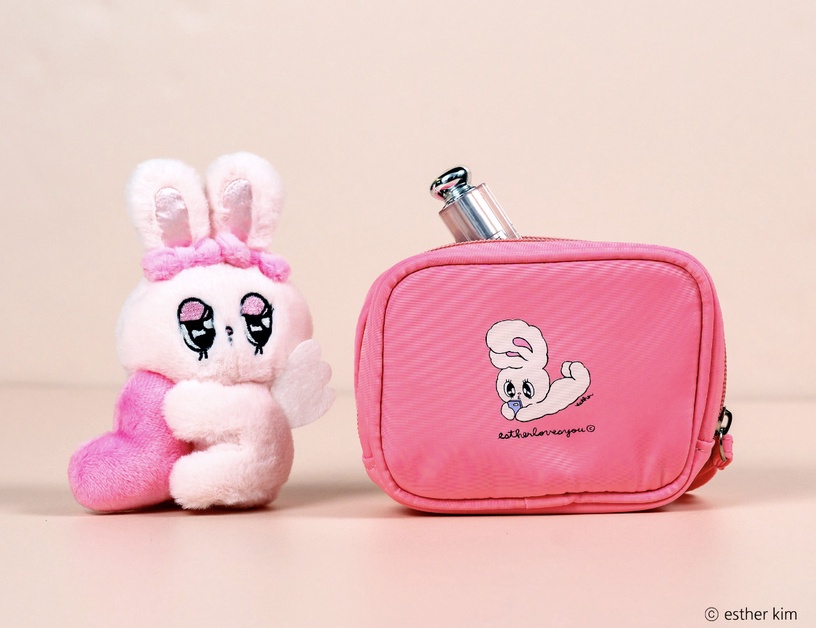 棉花糖兔兔來台!「Esther Bunny艾絲樂小兔」快閃店插旗台北、高雄,百款周邊搶先看