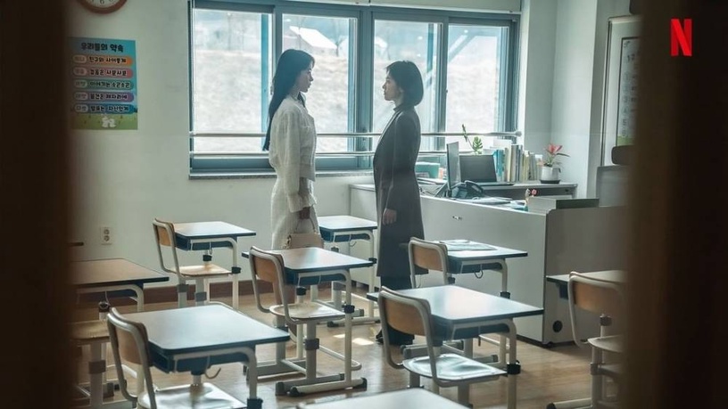 《黑暗榮耀》劇情+角色介紹、演員陣容!宋慧喬化身「復仇女王」,與李到晛大談姐弟戀