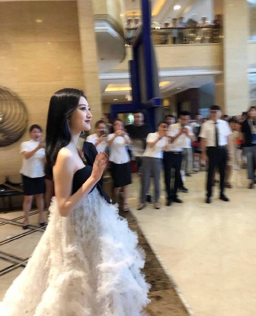 9位陸劇女星「未修生圖」!楊冪腿長又有料,趙露思其實很瘦,熱巴&楊穎美到讓人屏息!