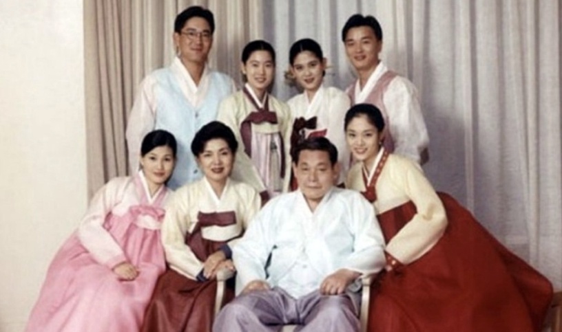 從《財閥家的小兒子》看三星小公主「李尹馨」悲劇人生!李健熙最疼的女兒,卻走上絕路