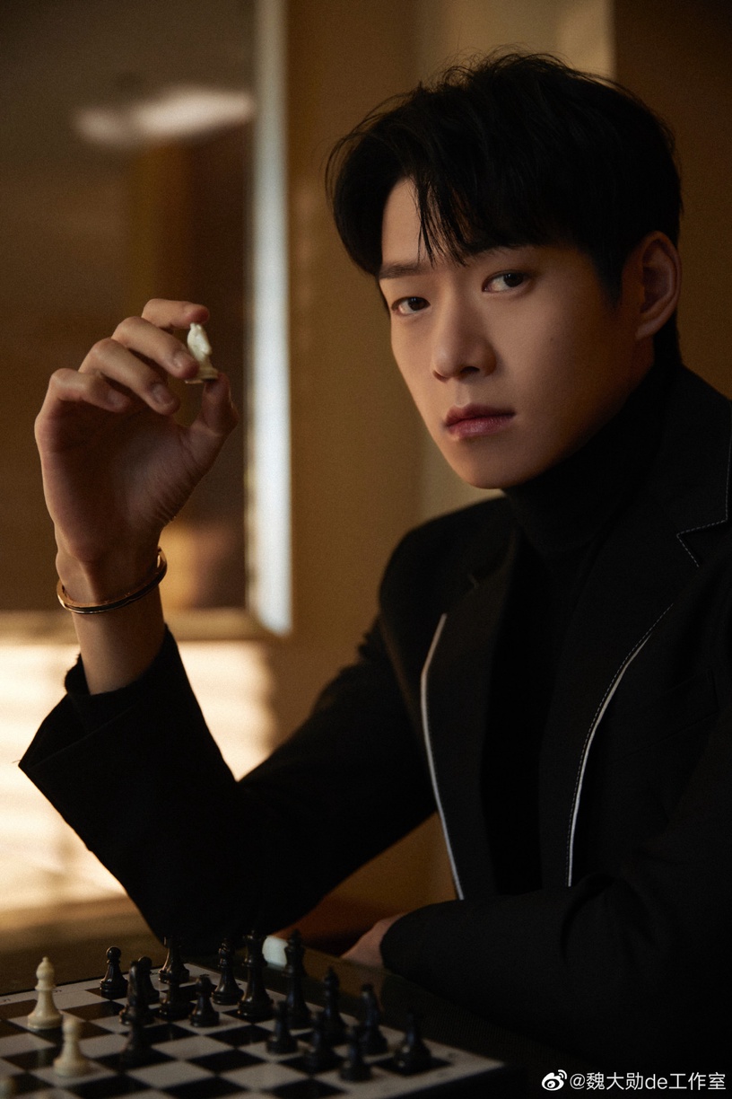 國劇盛典12位明星「精修vs.未修」!吳磊全場最帥,秦嵐身材有夠好,毛曉彤禮服很災難