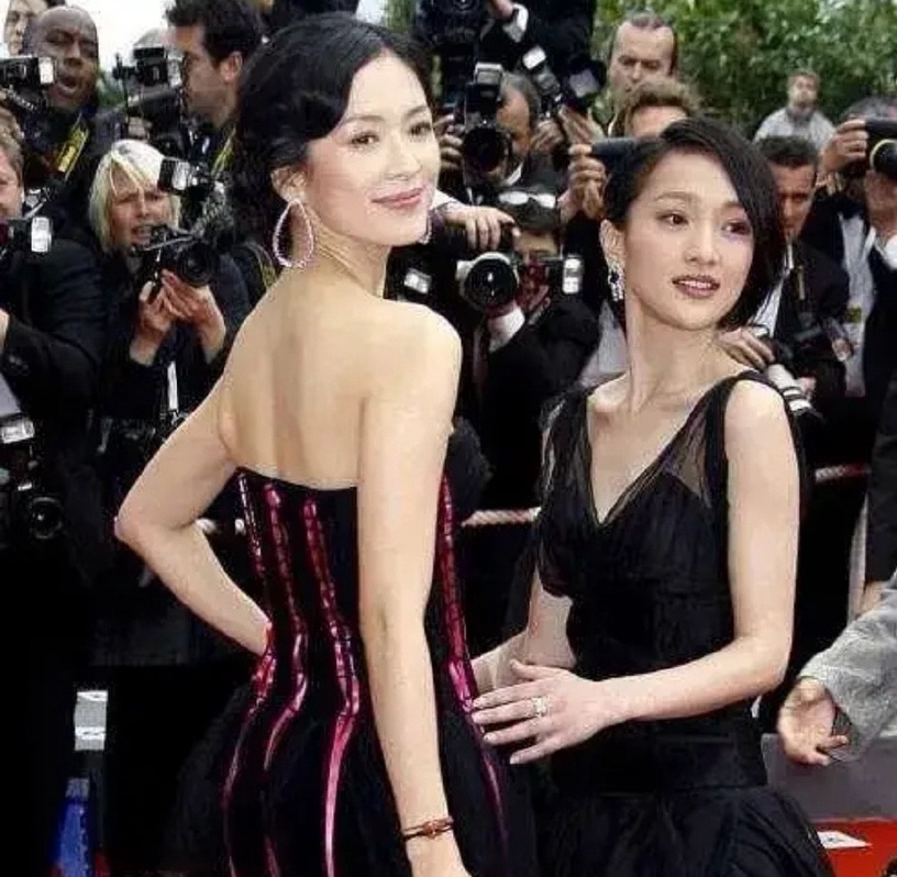 9位比想像中矮的女星!趙露思160,陳鈺琪164也不高,王鶴棣竟把160的沈月「擋好擋滿」