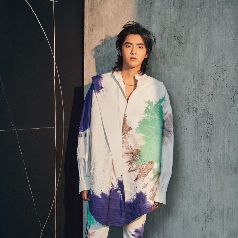 微博公開2022明星大事件Top10!鄧倫逃稅,黃曉明&楊穎離婚有33億閱讀量,冠軍飆破60億