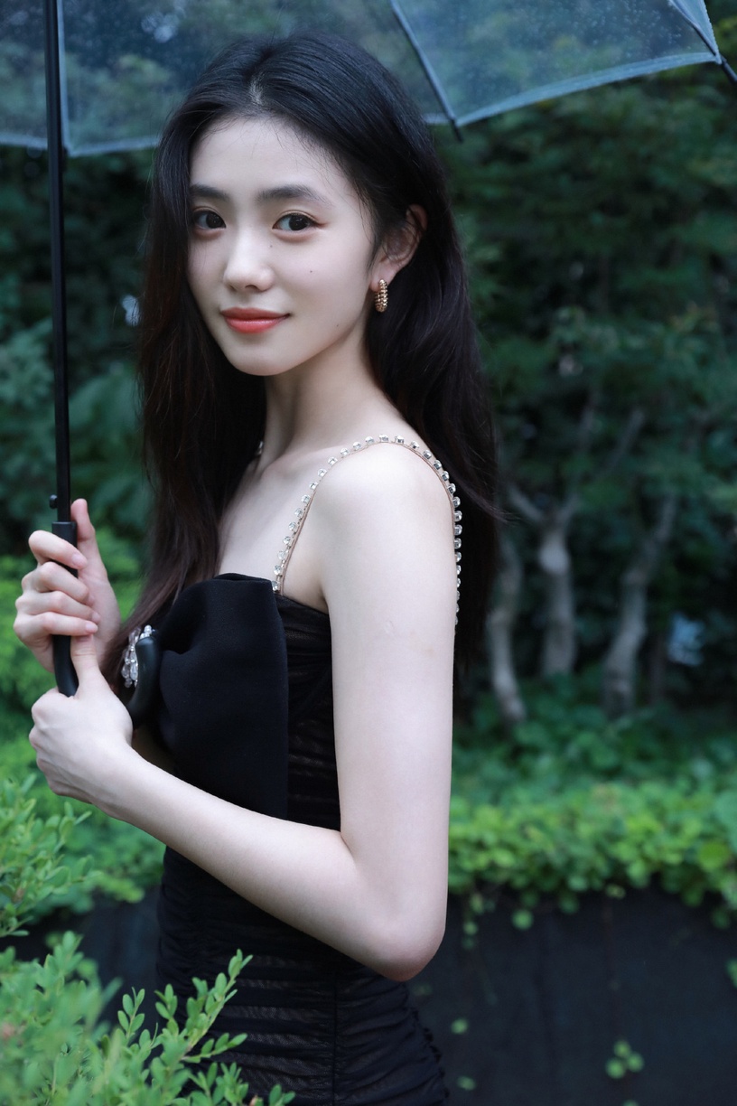 趙露思耍大牌?9位「走紅後被爆黑料」明星!田曦薇被爆曾是太妹,許凱從風波完美抽身