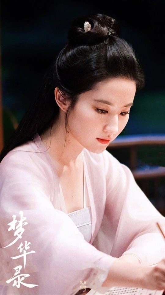 10位「顏值與演技共存」女星!趙麗穎戲路百變,楊紫超會哭,孫儷把愛恨情仇都藏進眼裡