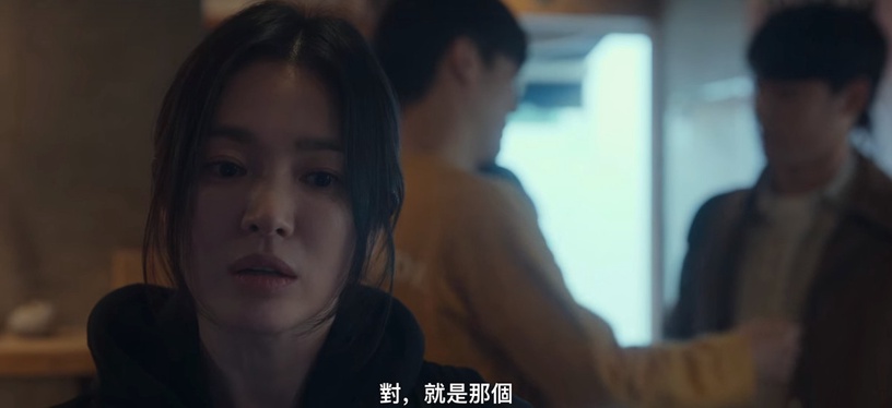 《黑暗榮耀》角色「人設背景」超神!宋慧喬受霸凌所苦只吃飯捲,如炡愛聽的聲音有深意