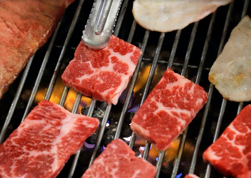 熊一頂級燒肉「1月生日壽星優惠」:免費升級美國見島和牛吃到飽