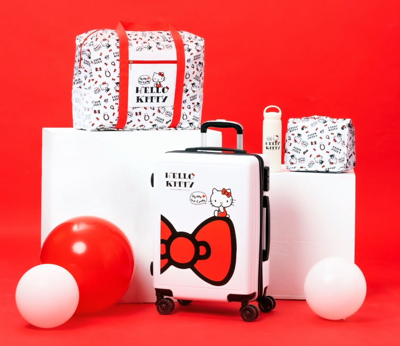 Kitty粉絲收!嘉義景點佐登妮絲XHello Kitty推聯名商品,可愛實用Kitty行李箱必收