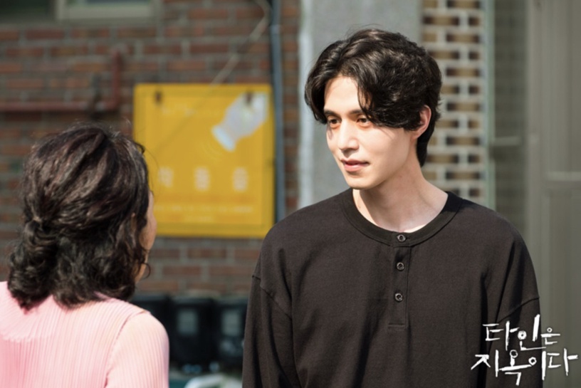 韓劇8位瘋狂殺人魔!《黑暗榮耀》李茂生演技連孔劉都入戲,李鍾碩大反差,最經典是他