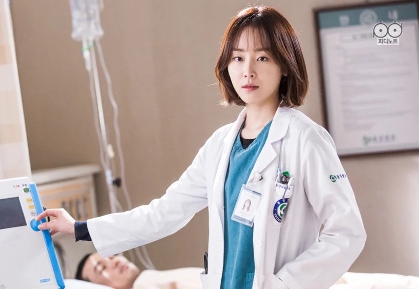 韓劇「愛情劇女王」誰轉型最成功?《黑暗榮耀》宋慧喬、徐玄振全網好評,孔曉振卻挨批