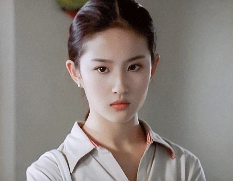 陸劇10位「淡顏系」頂級美女!劉亦菲&劉詩詩顏值封神,李沁&宋軼&白鹿都是淡顏大美人