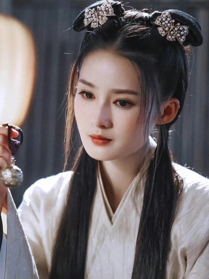 陸劇10位「淡顏系」頂級美女!劉亦菲&劉詩詩顏值封神,李沁&宋軼&白鹿都是淡顏大美人