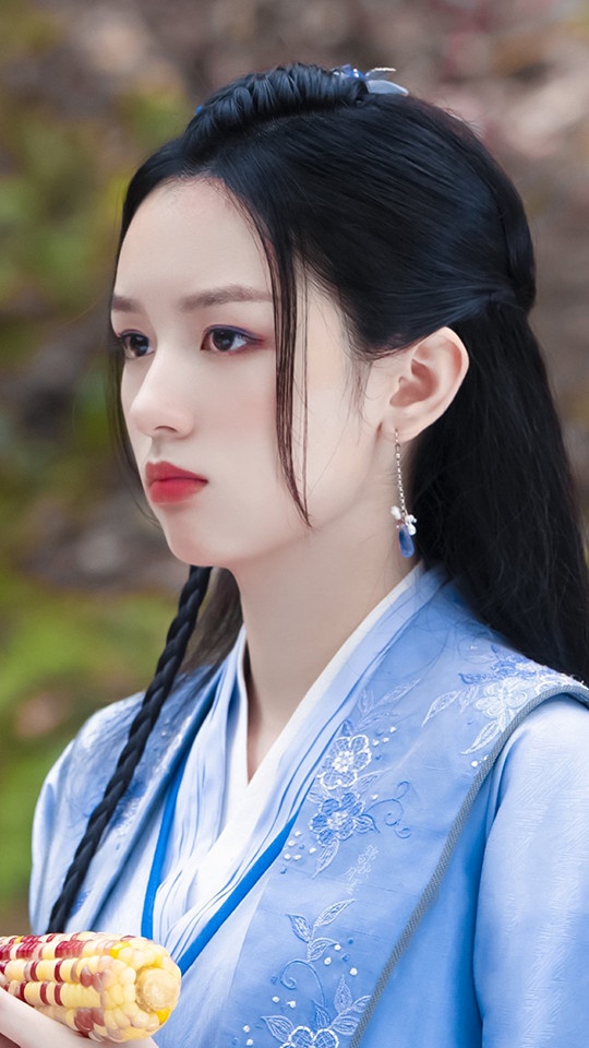 陸劇10位「淡顏系」頂級美女!劉亦菲&劉詩詩顏值封神,李沁&宋軼&白鹿都是淡顏大美人