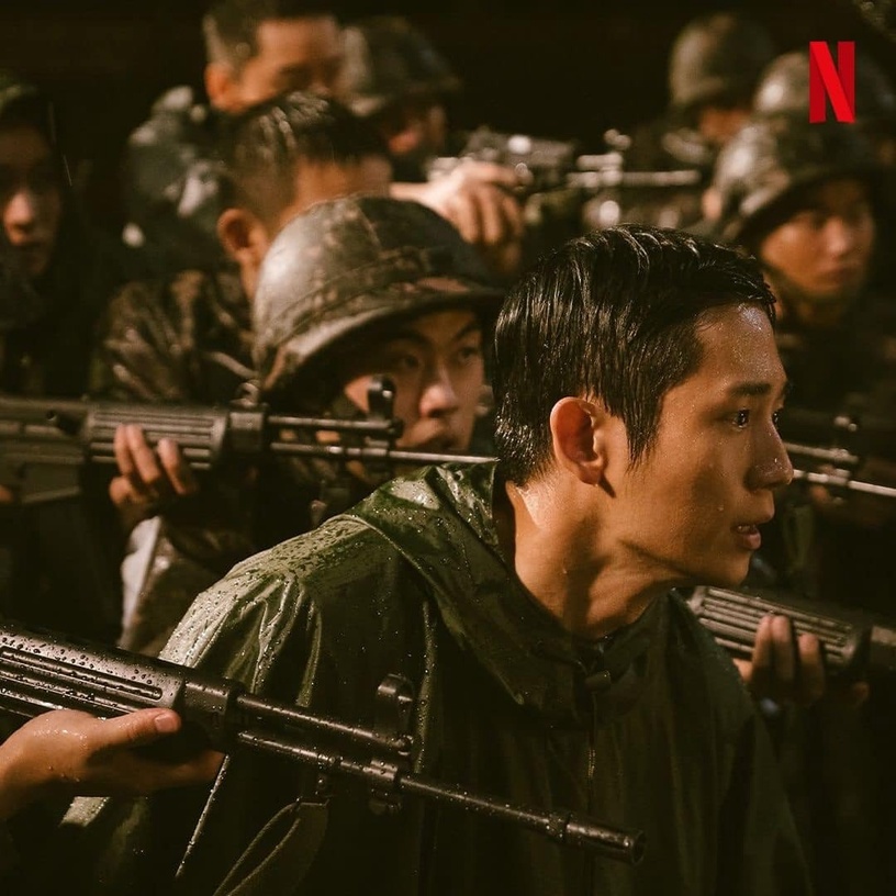 Netflix 2023韓劇推薦!《京城生物》精彩不輸《黑暗榮耀2》,韓版《想見你》CP感更勝