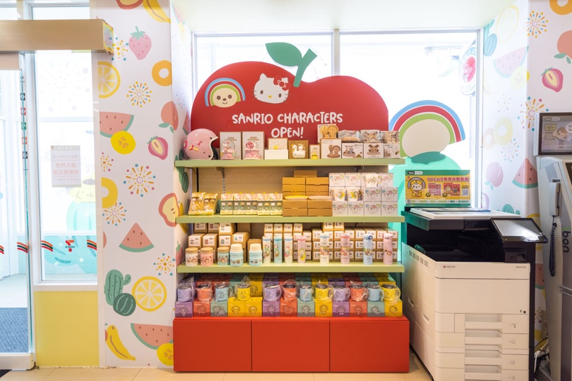 Kitty在澎湖!7-11「OPEN!X三麗鷗」主題店登場,大型打卡牆必拍、限定周邊超欠買